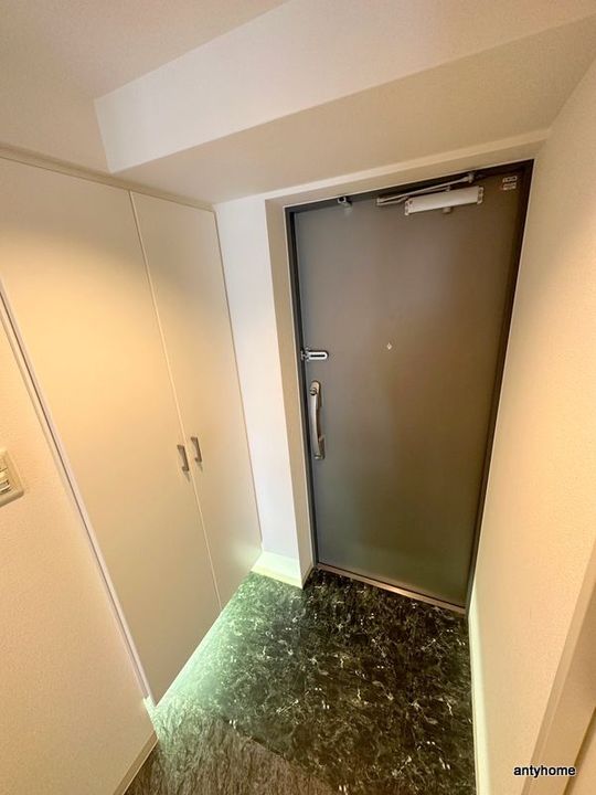 セノアタワー新大阪の玄関