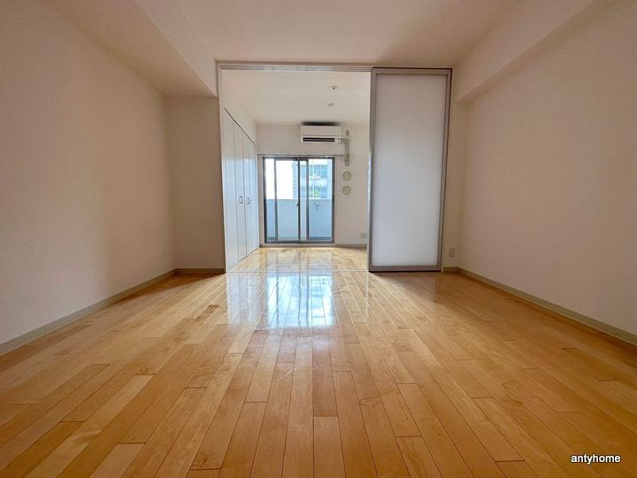 セノアタワー新大阪の居間