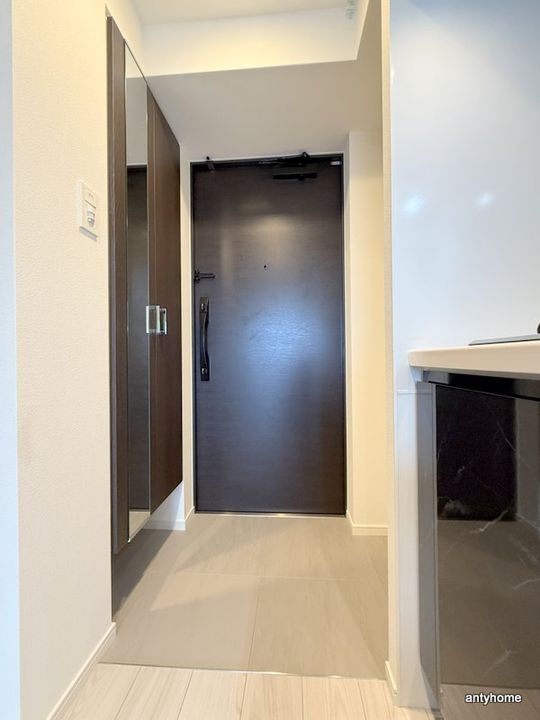 S-RESIDENCE大和田alineの玄関