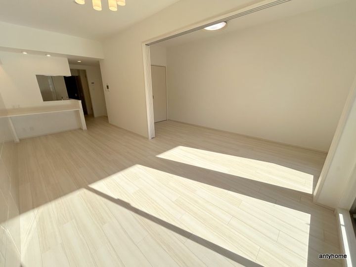 大阪府大阪市北区中崎西4丁目(マンション)の賃貸物件の居間