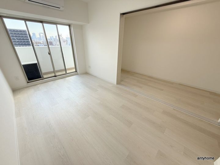 大阪府大阪市淀川区木川東3丁目(マンション)の賃貸物件の居間