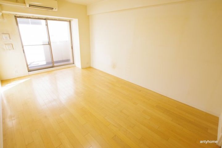 大阪府大阪市淀川区宮原4丁目(マンション)の賃貸物件の居間