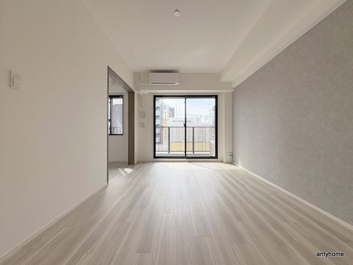 大阪府大阪市北区同心1丁目(マンション)の賃貸物件の居間