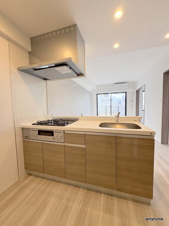 大阪府大阪市北区同心1丁目(マンション)の賃貸物件のキッチン