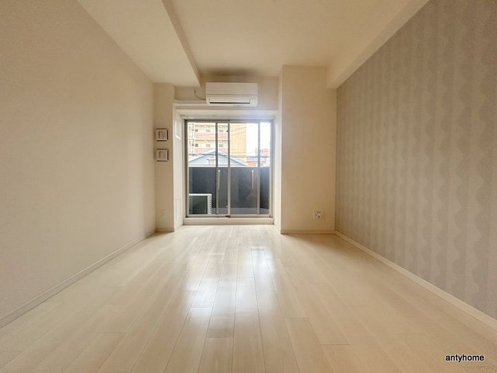 大阪府大阪市東淀川区小松1丁目(マンション)の賃貸物件の居間