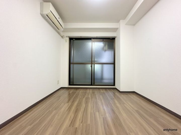 大阪府大阪市浪速区戎本町1丁目(マンション)の賃貸物件の居間