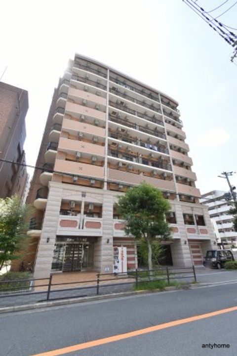 Luxe新大阪1の外観