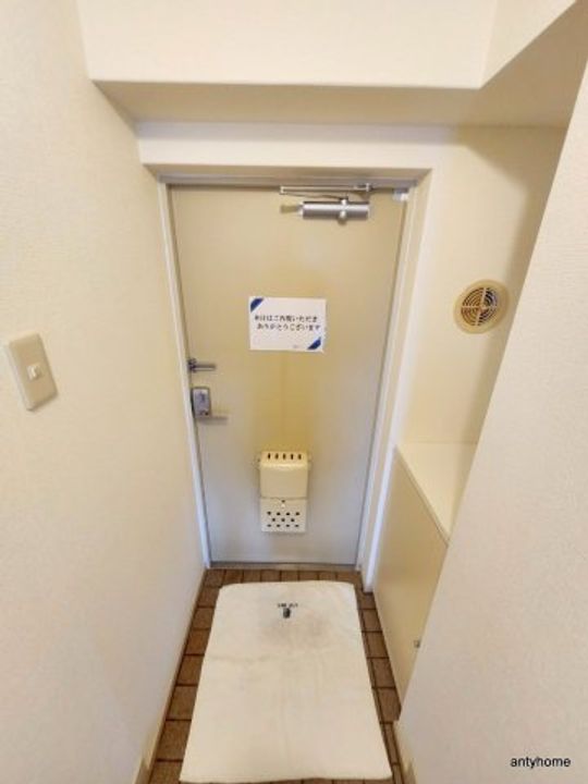 大阪府大阪市東淀川区大桐2丁目(マンション)の賃貸物件の玄関