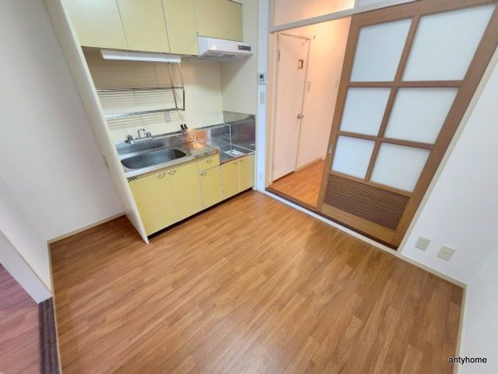 大阪府大阪市東淀川区大桐2丁目(マンション)の賃貸物件の居間