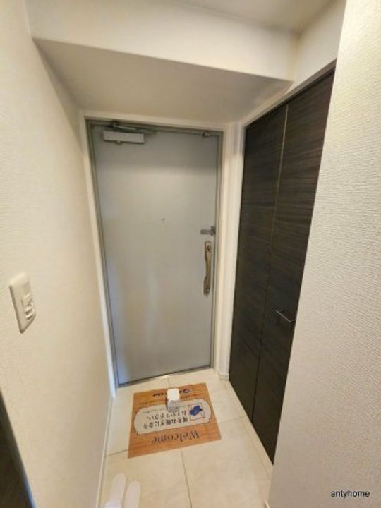 S-RESIDENCE北浜の玄関