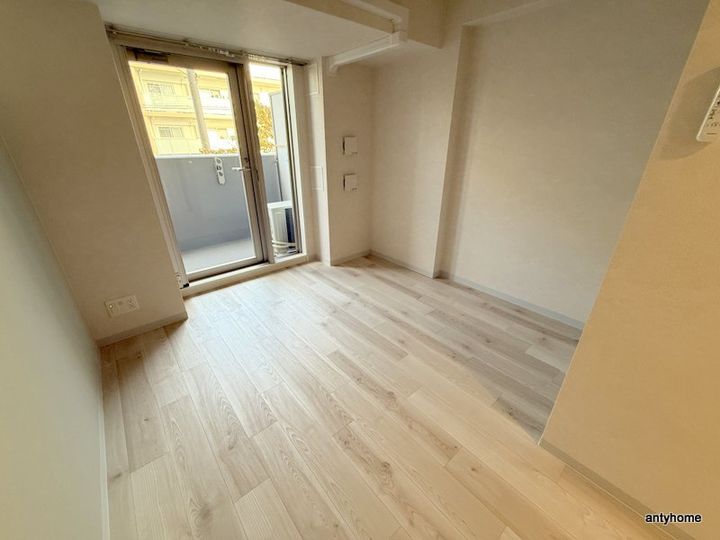 大阪府吹田市岸部南1丁目(マンション)の賃貸物件の居間