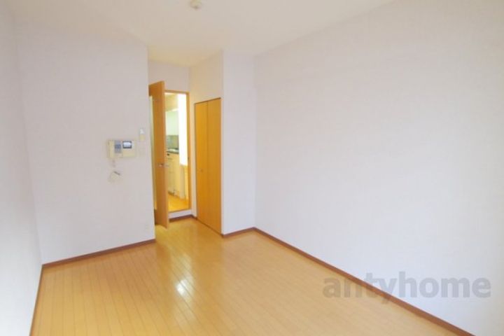 大阪府大阪市北区同心1丁目(マンション)の賃貸物件の居間