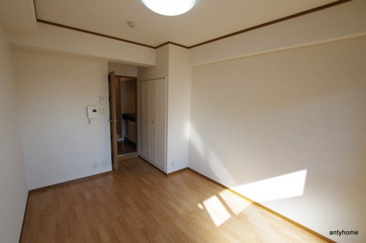 HOPE CITY天神橋の居間