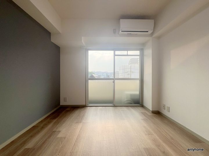 モリビル京橋の居間