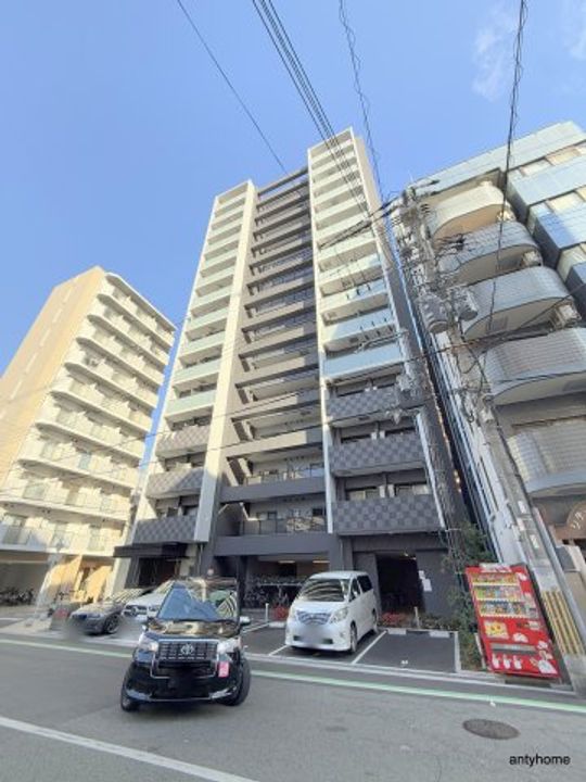 ファステート難波デラックスの外観