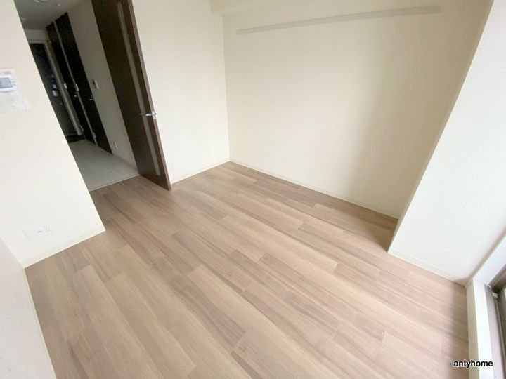 プレサンス天満橋トラッドの居間