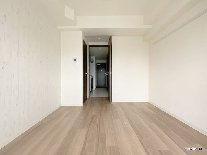 プレサンス天満橋トラッドの居間