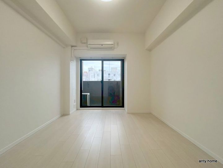 S-RESIDENCE難波Brillerの居間