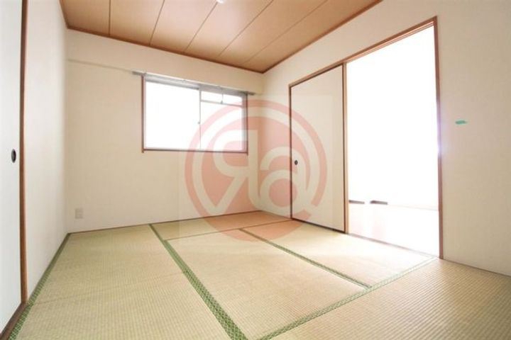 ルミエール夕陽丘の居間