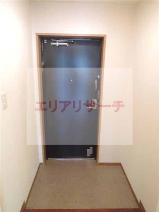 サンディグノ帝塚山の玄関