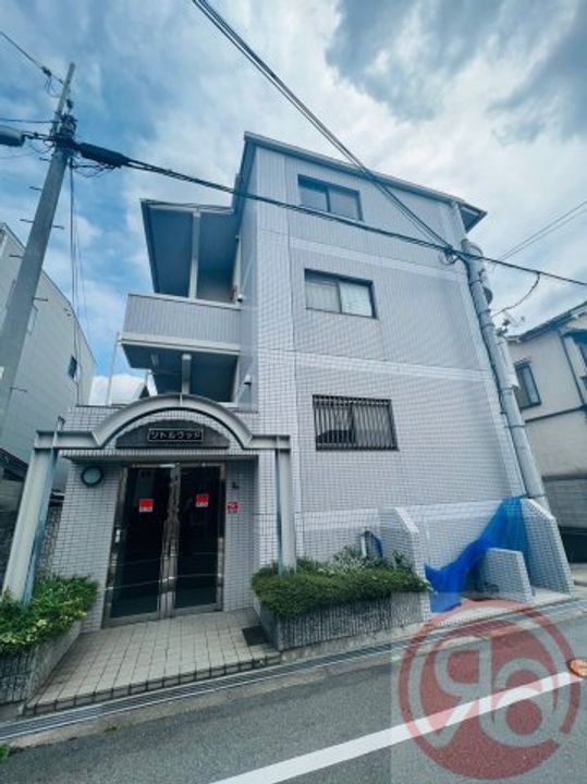 リトルウッドの外観