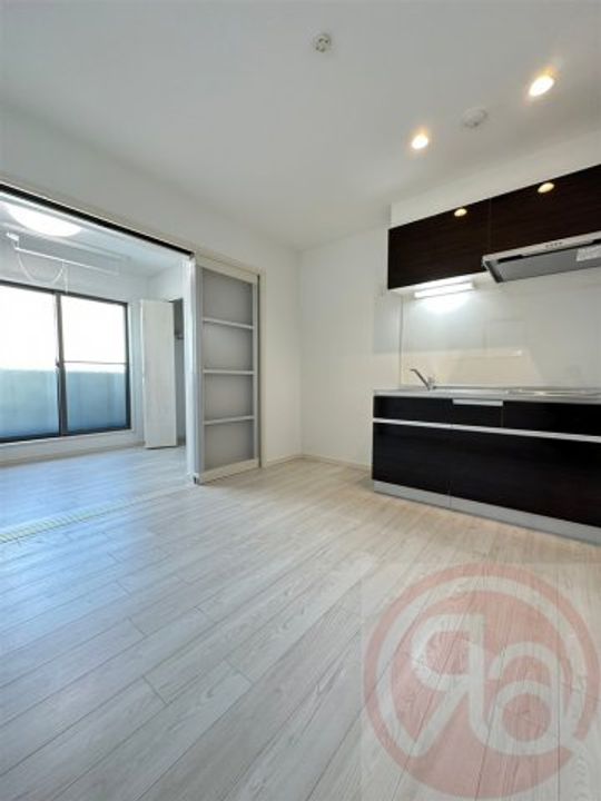 QUEEN'S COURT住吉長居の居間