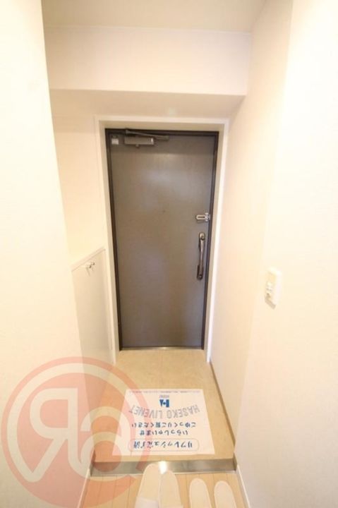 大阪府大阪市西区九条1丁目(マンション)の賃貸物件の玄関