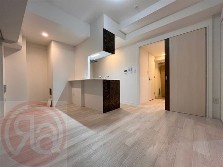 セレニテフラン難波の居間