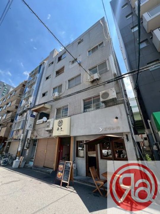 吉田ビルの外観