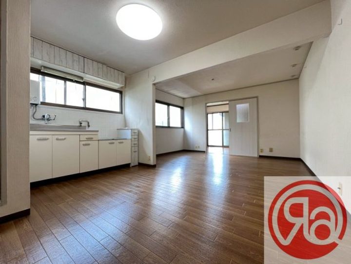 吉田ビルの居間