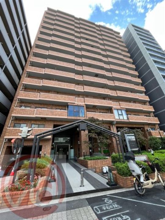 ネオアージュ土佐堀の外観