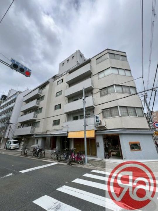 吉祥苑マンションの外観
