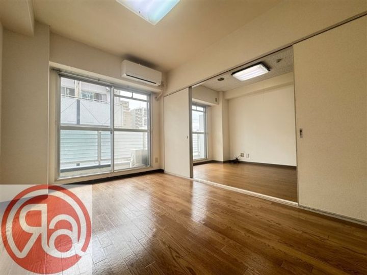 ラビアンローズの居間