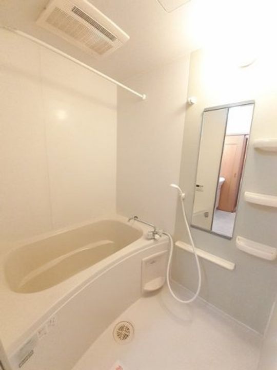 カーサ グレイスBの風呂