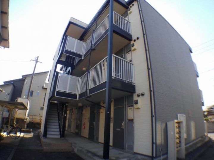 レオパレス平塚Ⅱ301の外観