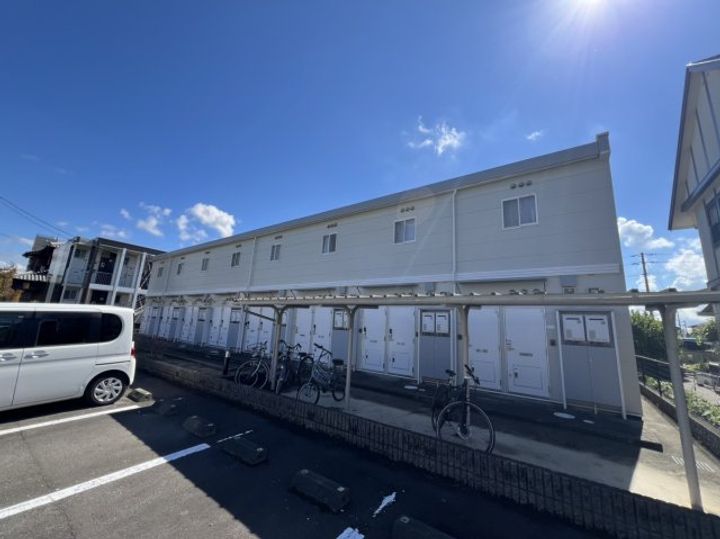 レオパレスブラン205の外観