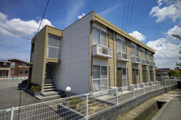 レオパレスルース203の外観