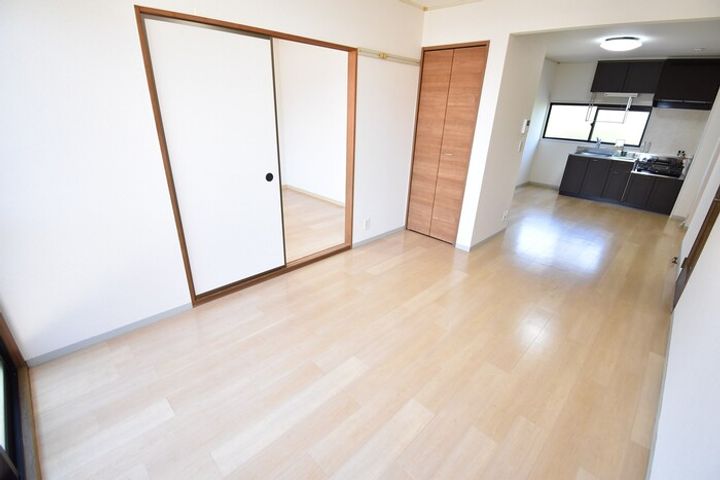 サンタウン寺井 B棟の内装