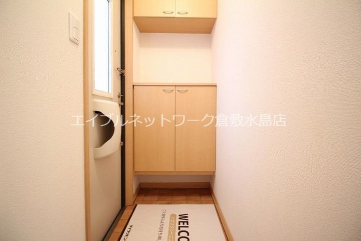 岡山県倉敷市連島町鶴新田(アパート)の賃貸物件の玄関