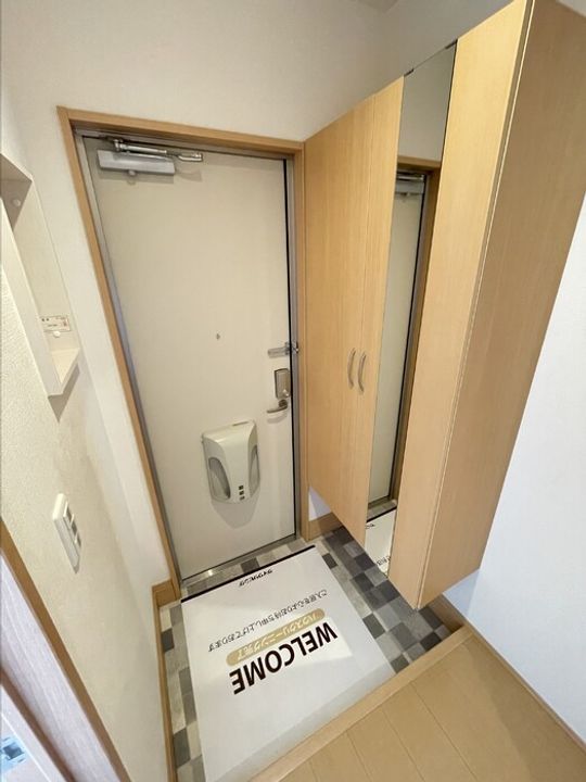 岡山県浅口市鴨方町鴨方(アパート)の賃貸物件の玄関