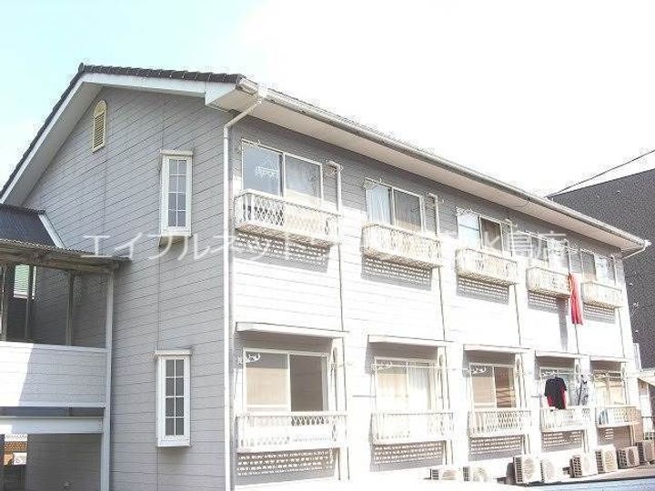 サザリィ川崎105の外観