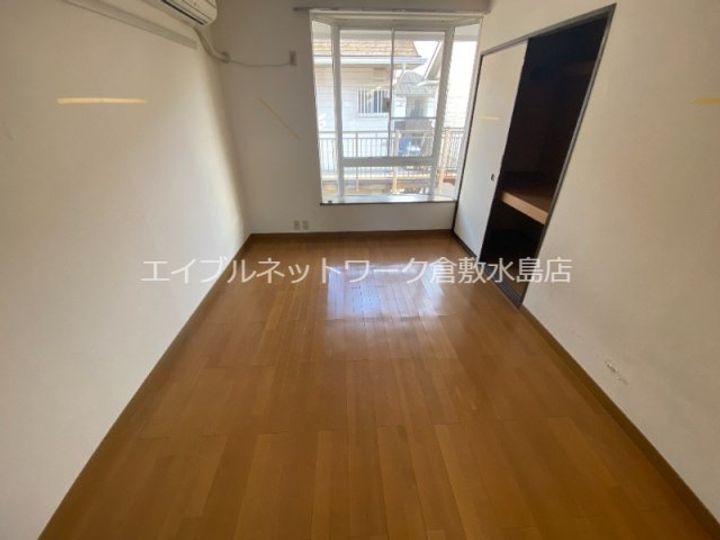 エクセル亀山の内装