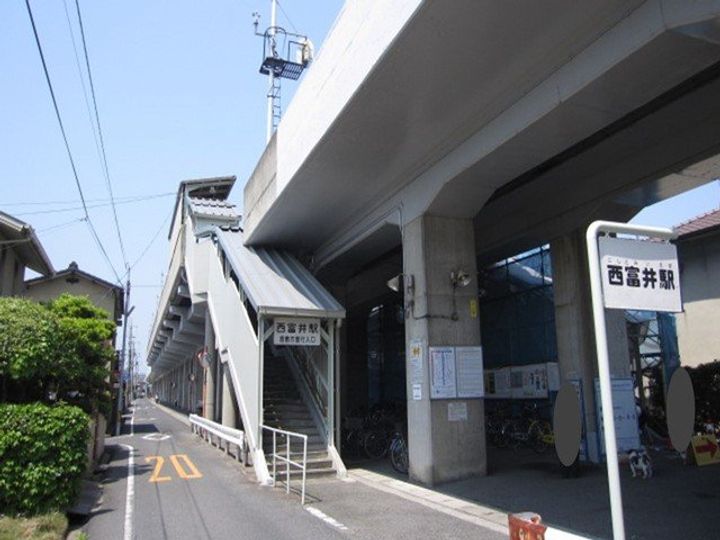 イースト ドラゴン Ⅰの周辺