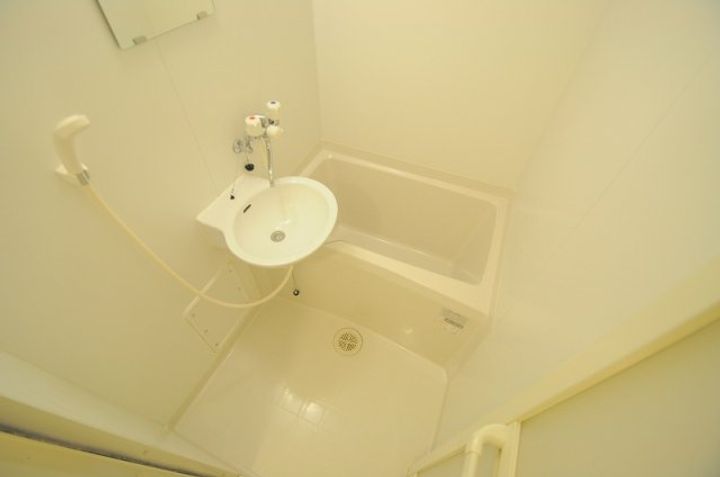 レオパレスピュア高松202の風呂