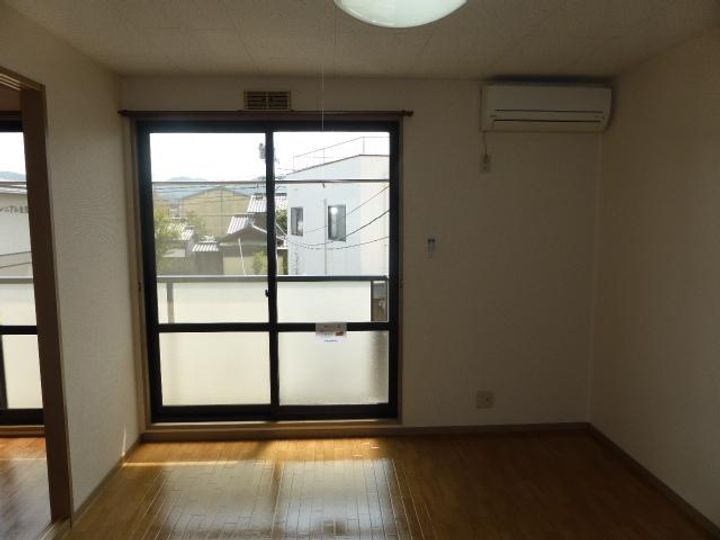 岡山県浅口市金光町占見(アパート)の賃貸物件B206号室の居間