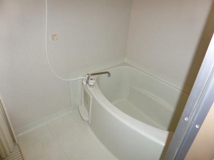 岡山県浅口市金光町占見(アパート)の賃貸物件B206号室の風呂