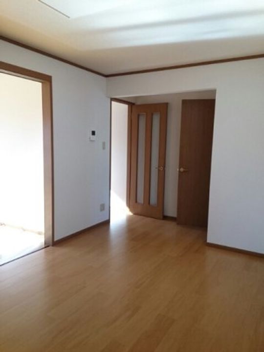 プラスペラティCの居間