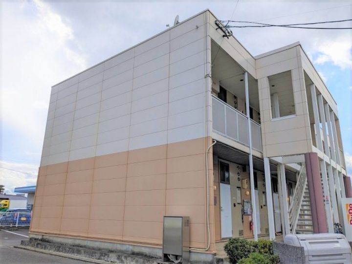 レオパレスさくら209の外観