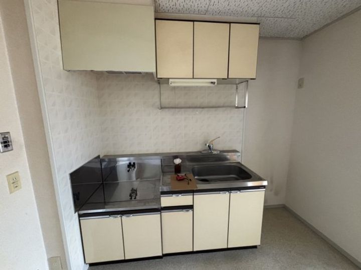 岡山県倉敷市菰池1丁目(アパート)の賃貸物件のキッチン