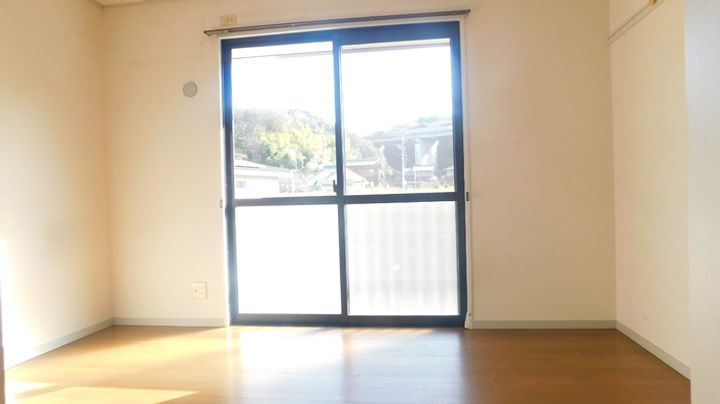 岡山県倉敷市菰池1丁目(アパート)の賃貸物件の居間